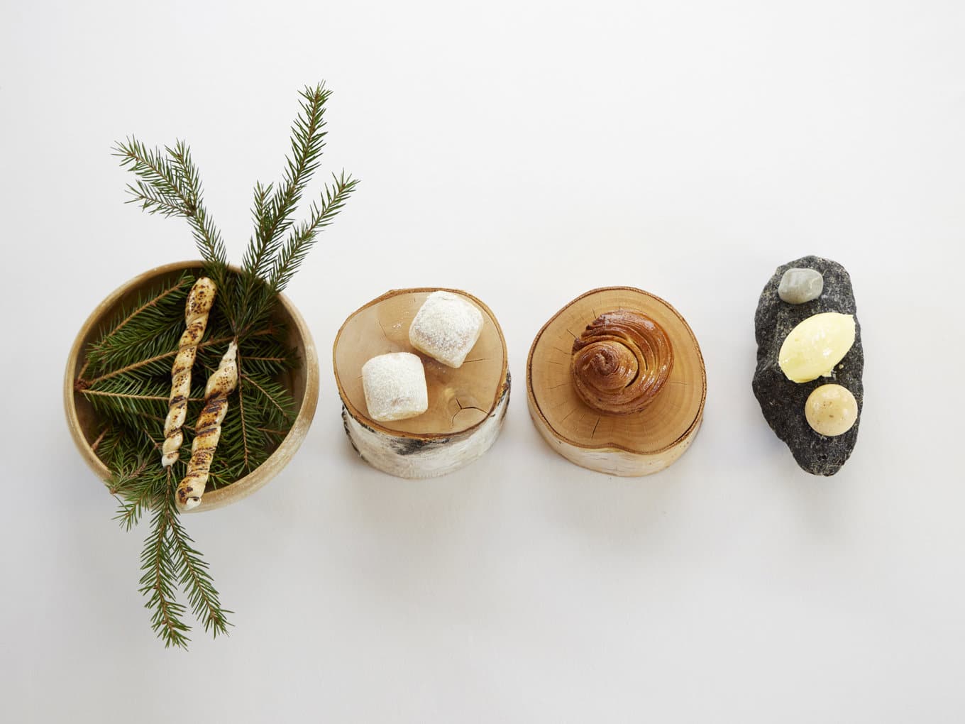 Arctic Bath restaurant, smaker inspirert av skog, elv og årstid.